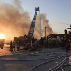 Brand einer Lagerhalle in Brock
