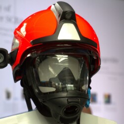 Mit mehr als 1 300 Ausstellern aus 52 Ländern ist die Weltleitmesse für Feuerwehr, Rettungswesen, Bevölkerungsschutz und Sicherheit INTERSCHUTZ in Hannover gestartet.