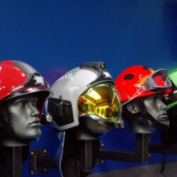 Mit mehr als 1 300 Ausstellern aus 52 Ländern ist die Weltleitmesse für Feuerwehr, Rettungswesen, Bevölkerungsschutz und Sicherheit INTERSCHUTZ in Hannover gestartet.