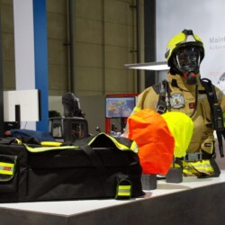 Mit mehr als 1 300 Ausstellern aus 52 Ländern ist die Weltleitmesse für Feuerwehr, Rettungswesen, Bevölkerungsschutz und Sicherheit INTERSCHUTZ in Hannover gestartet.