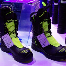 Mit mehr als 1 300 Ausstellern aus 52 Ländern ist die Weltleitmesse für Feuerwehr, Rettungswesen, Bevölkerungsschutz und Sicherheit INTERSCHUTZ in Hannover gestartet.